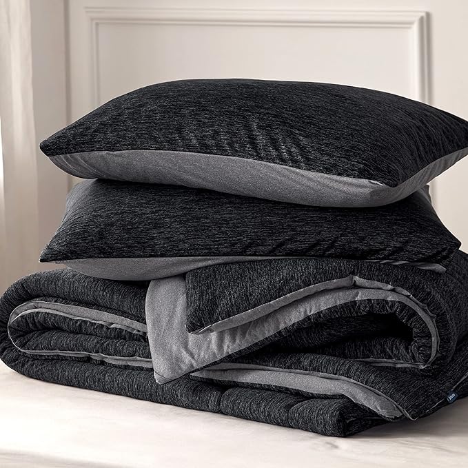 Bedsure Queen Comforter Set - Cooling and Warm Bed Set, Charcoal Black Reversible Bedding for All Season, 3 Pieces, 1 Queen Size Comforter (88"x88") and 2 Pillow Cases(20"x26")