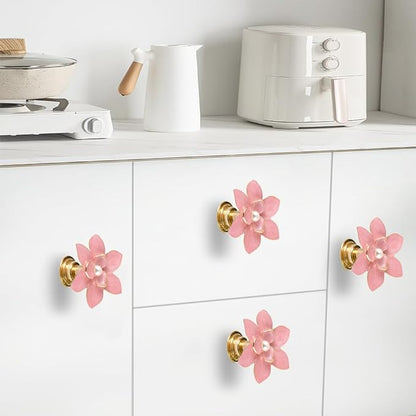 4 Pcs Petal Cabinet Knobs，Zinc Alloy Flower Shape Single Hole Knob with Screws for Dresser Handles Cabinet Wardrobe Door Handle Decorative Furniture (Pink Flower Pearl)