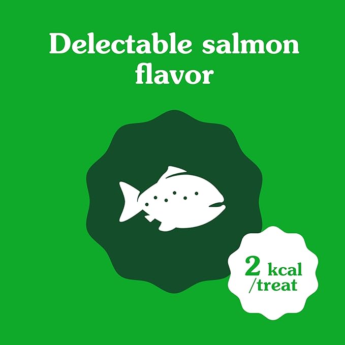 Greenies Feline Smartbites Skin & Fur Health Crunchy and Soft Cat Treats, Salmon Flavor, 4.6 oz. Pack-Mewly Pet