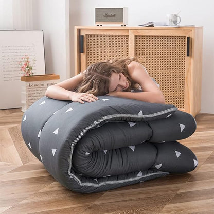 MAXYOYO Grey Triangle Japanese Floor Futon Mattress, Tatami Floor Mat Portable Camping Mattress Kids Sleeping Pad Foldable Roll Up Floor Lounger Pillow Bed, King Size