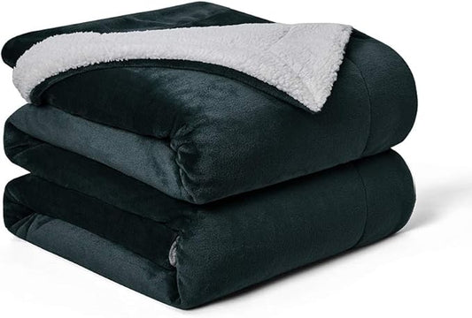 Walensee Sherpa Fleece Blanket (King Size 108”x90” Forest Green) Plush Throw Fuzzy Super Soft Reversible Microfiber Flannel Blankets for Couch, Bed, Sofa Ultra Luxurious Warm and Cozy for All Seasons