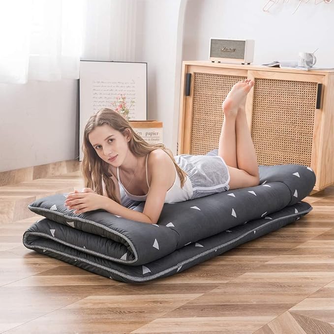 MAXYOYO Grey Triangle Printed Japanese Futon Floor Mattress, Thicken Sleeping Pad Floor Bed Roll Up Camping Guest Mattress Folding Couch Bed, Full Size