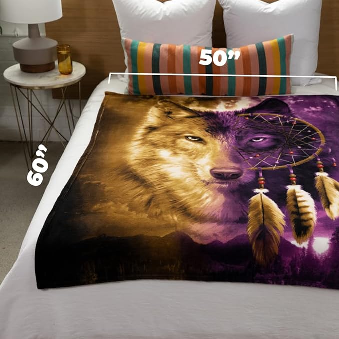 Dawhud Direct Wolf Dreamcatcher Fleece Blanket - 50x60 Inches Soft Plush Throw for Kids and Adults - Cozy Wolves Blanket for Bed, Couch, or Outdoor Use - Machine Washable, Warm Wolf-Themed Decor