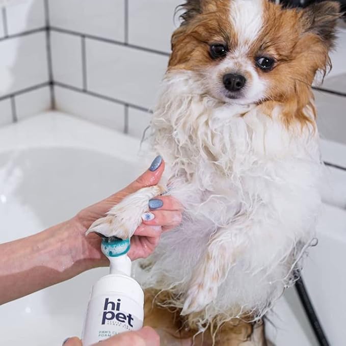 Hi Pet Dog Paw Cleaner Foam with Built-in Paw Scrubber Brush, Paw Cleaner for Dogs and Cats, Cat and Dog Paw Moisturizer, Effortless and Easy-to-Use Bottle Design Dog Feet Cleaner (Pack of 2)-Mewly Pet