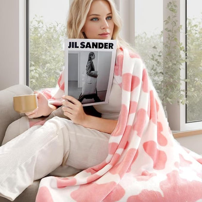 Flannel Cow Print Blanket Travel Size - Premium Lightweight Anti-Static Super Soft Cow Blankets, Lightweight Microfiber Winter Warm Cow Print Throw Blanket 50" x 60"(Pink Cow)