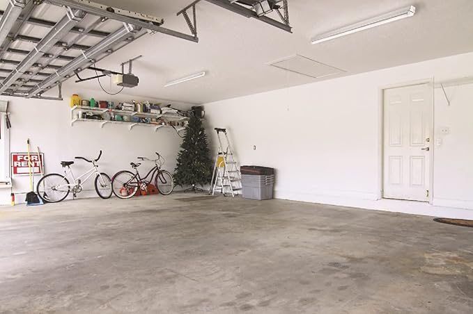 Lithonia Lighting 1 Light LED Strip Light, 4 Foot LED Ceiling Lighting Fixture, 2500 Lumens, 4000K, 80CRI, 20W, Kitchen and Garage Use (MNSL L46 1LL 120V 40K 80CRI M6)