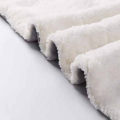 NANPIPER Sherpa Blanket Warm Blankets for Winter Super Soft Fuzzy Flannel Fleece/Wool Like Reversible Velvet Plush Couch Blanket Lightweight(Light Grey Throw Size 50"x60")