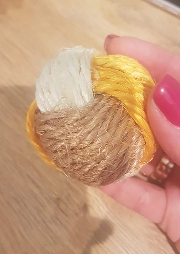 3Pcs Cat Toy Sisal Ball Pet Scratching Ball Chew Eco-Friendly Toy Pets Interactive Toy Bite and Wear Resistant(Random Color)-Mewly Pet