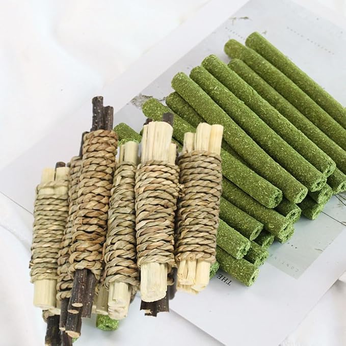 Rabbit Toys 30Pcs 3 Flavours for Teeth Grinding - Chew Toys for Hamsters, Guinea Pigs, Chinchillas-Mewly Pet