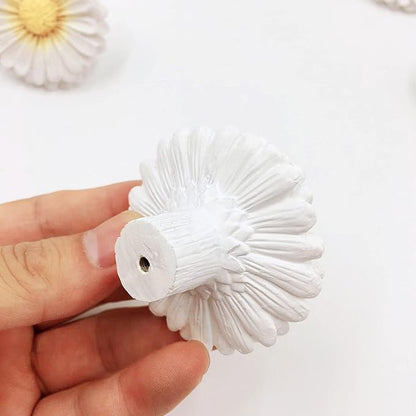 Daisy Vintage Resin Hand Painted Drawer Pulls Cabinet Knobs Handles Country Kitchen Home Decoration White (Pack of 6)
