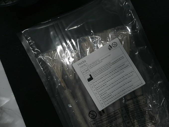 Silvervine Sticks for Cats 8 Pack Natural Cat Chew Toy Teeth Cleaning Edible Matatabi Dental Care Kitty Chew Sticks Catmint Cat Nip Treat Stick for Bored Indoor Kitty Calm Anxiety and Stress-Mewly Pet