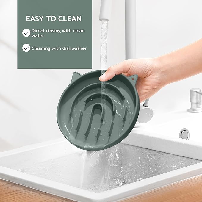 Coomazy Silicone Slow Feeder Dog Cat Bowls, Interactive Puzzle Toy for Pets Food Training, Keeps Dogs Cats Busy, Prevents Puppy Kitty Overeating (Dark Green, 1.4Cup)-Mewly Pet