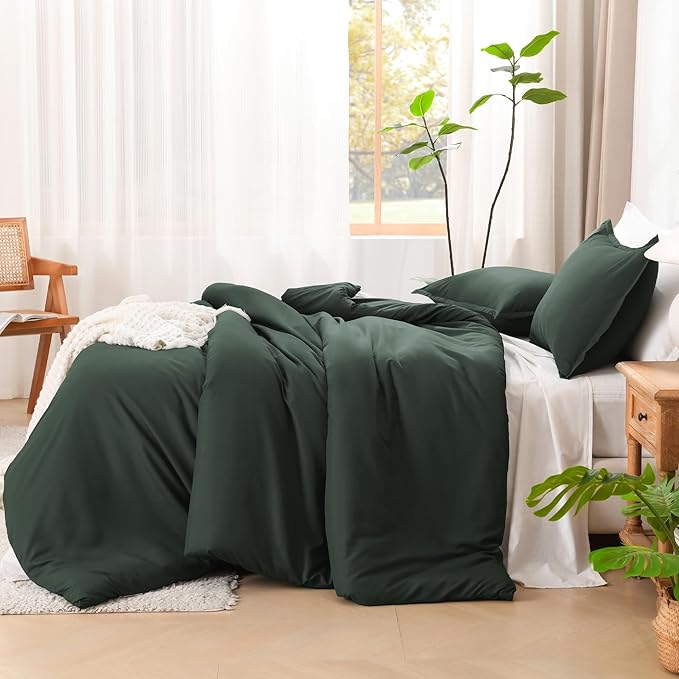 Litanika Forest Green Twin/Twin XL Comforter Set, 2 Pieces Lightweight Solid Bedding Set, All Season Fluffy Bed Set (66x90In Comforter & 1 Pillowcase)
