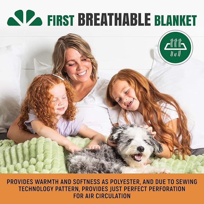 GO Premium Cozy Soft King Size Blanket for Couch, Bed - Green Fleece Blanket for Living Room, Bedroom, Home Decor - Large for Men, Women (90x108 Inches)