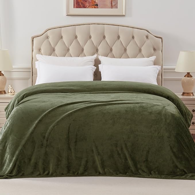 Exclusivo Mezcla Fleece Blanket Twin Size for Bed, Super Soft and Warm, All Season Use, Cozy, Plush, Lightweight, 60x80 Inches Olive Green