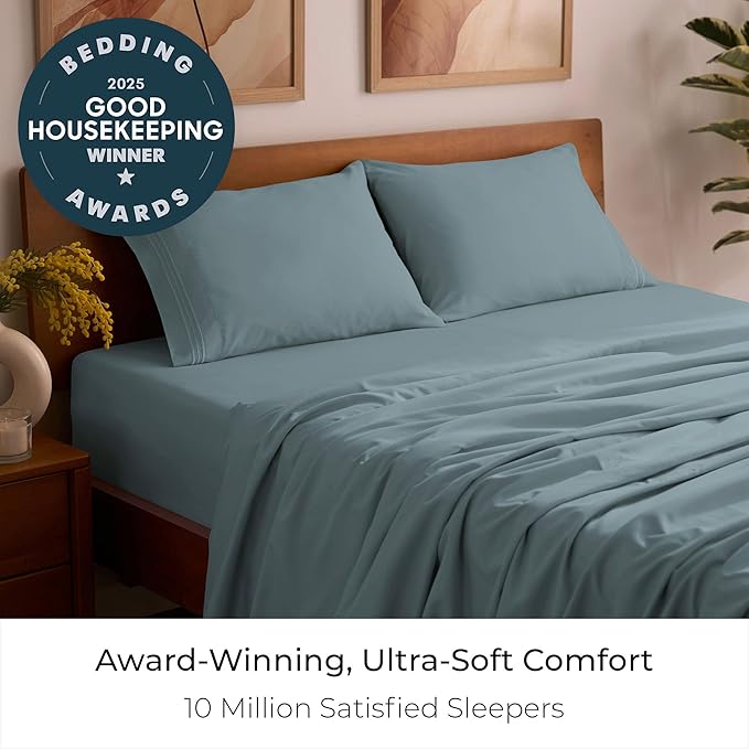 Mellanni Queen Sheets Set - 4 PC Iconic Collection Bedding - Hotel Luxury, Extra Soft, Cooling Bed Sheets - Wrinkle, Fade, Stain Resistant (Queen, Spa Blue)