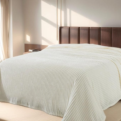 Richave Cuddly Blanket King Size,Premium Lightweight Anti-Static Fluffy Fleece Blanket with Striped Pattern for King Calking Bed, 90x108 Inches,Cream