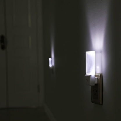 DEWENWILS Plug in LED Night Light with Light Sensor, Dusk to Dawn, Kids Nightlight for Nursery, Bathroom, Hallway, Bedroom, Cool White Light, Flat Clear Design, UL Listed, 4 Pack