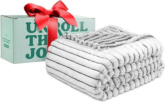 GO Premium Plush Soft Throw Blanket for Couch - Black and White Fleece Blanket for Living Room, Bedroom, Home Decor - Small Couch Blanket for Men, Women (50x60 Inches)