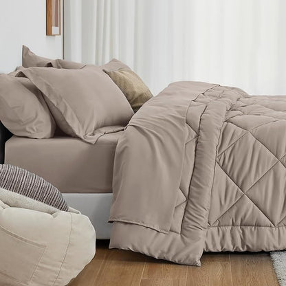 Love's Cabin King Size Comforter Set - Burlwood, 7-Piece King Bed in a Bag, All Season Bedding with 1 Comforter, 1 Flat Sheet, 1 Fitted Sheet, 2 Pillowcases and 2 Pillow Shams