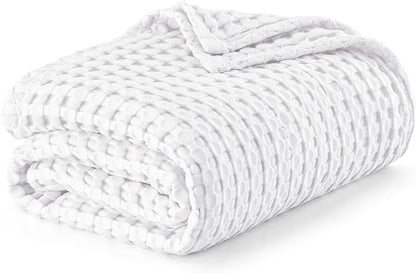 Bedsure Cooling Cotton Waffle Queen Size Blanket - Lightweight Breathable Blanket of Rayon Derived from Bamboo for Hot Sleepers, Luxury Throws for Bed, Couch and Sofa, White, 90x90 Inches