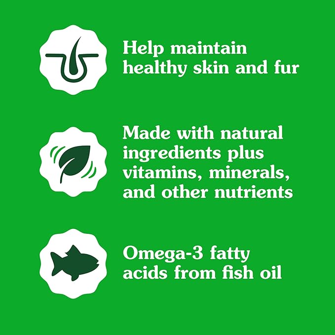 Greenies Feline Smartbites Skin & Fur Crunchy and Soft Cat Treats, Chicken Flavor, 4.6 oz. Pack-Mewly Pet