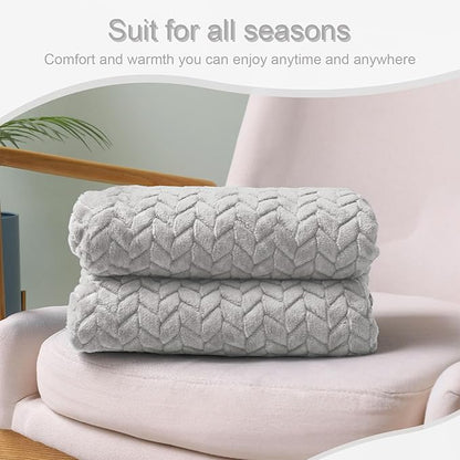 Exclusivo Mezcla Fleece Throw Blanket for Couch, 50x70 Inches Soft Cozy Jacquard Flannel Blankets, Lightweight Fuzzy Plush Warm Throws for Winter, Light Grey