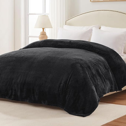 Exclusivo Mezcla Fleece Bed Blanket Twin Size, Super Soft and Warm Blankets for Couch, Sofa and Bed Waffle Textured, Cozy, Fuzzy and Lightweight (Black, 60x80 inches)