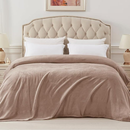 Exclusivo Mezcla Fleece Blanket King Size for Bed, Super Soft and Warm, All Season Use, Cozy, Plush, Lightweight, 90x104 Inches, Camel