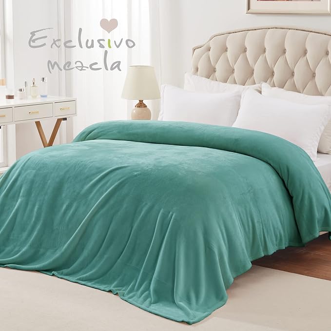 Exclusivo Mezcla Fleece Blanket King Size for Bed, Super Soft and Warm, All Season Use, Cozy, Plush, Lightweight, 90x104 Inches, Celadon