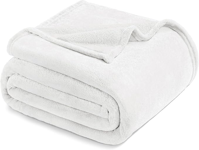 Exclusivo Mezcla Fleece Blanket King Size for Bed, Super Soft and Warm, All Season Use, Cozy, Plush, Lightweight, 90x104 Inches, Pure White