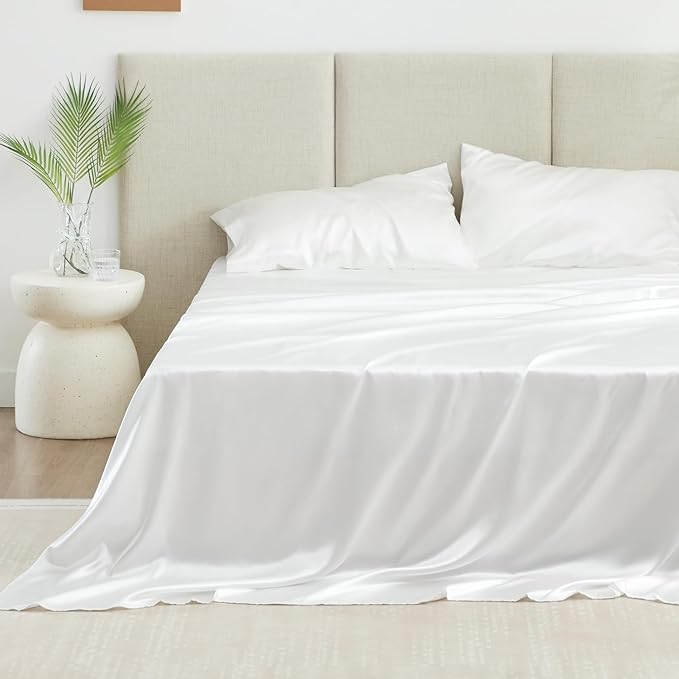 Love's cabin Twin XL Satin Sheet Sets - 3 Piece White Silky Bed Sheets with Deep Pockets, Luxury Silk Feel Satin Sheet Set Twin XL (1 Flat Sheet,1 Fitted Sheet,1 Pillow case)