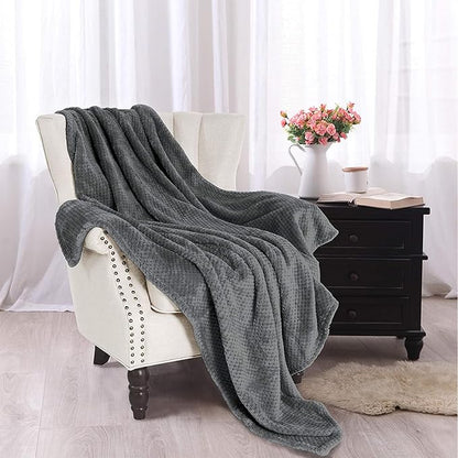 Exclusivo Mezcla Fleece Throw Blanket Extra Large, Super Soft and Warm Blankets for Couch, Sofa and Bed Waffle Textured, Cozy, Fuzzy and Lightweight (Dark Grey, 50x70 Inches)