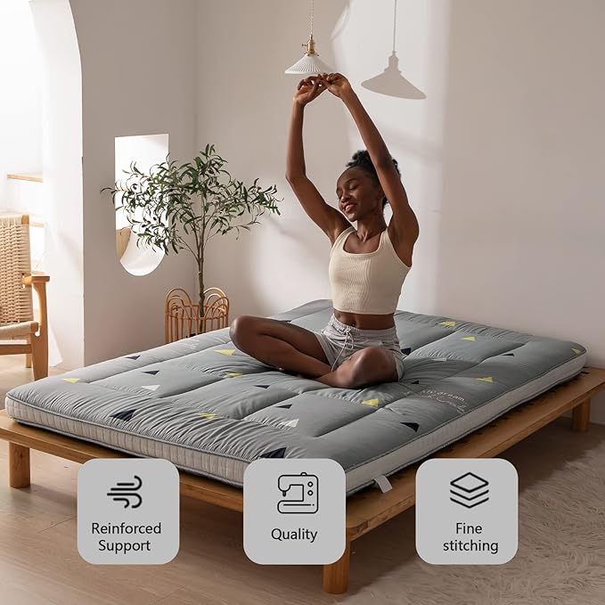 MAXYOYO Grey Triangle Futon Mattress, Japanese Floor Mattress Quilted Bed Mattress Topper, Extra Thick Folding Sleeping Pad Breathable Floor Lounger Guest Bed for Camping, Queen Size