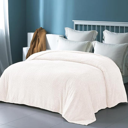 Exclusivo Mezcla Fleece King Size Blanket for Bed, 90x104 Inches Soft Cozy Jacquard Flannel Blankets, Lightweight Fuzzy Plush Warm for Winter, Off White