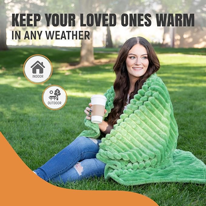 GO Premium Ultra Soft Twin Blanket for Couch - Green Fleece for Living Room, Bedroom, Home Decor - Small Throw for Men, Women (60x80 Inches)