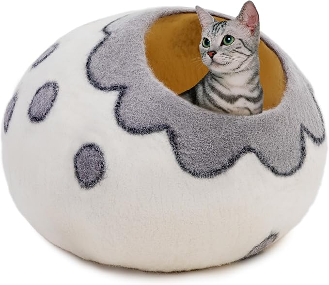Woolygon Premium Felt Cat Cave Bed – Wool Kitty Beds Handcrafted Kitten Caves Bed for Indoor Cats - Made from 100% Eco-Friendly Merino Wool, Foldable Cat Hidewawy Covered Cat House Pod (Flower Collar)-Mewly Pet