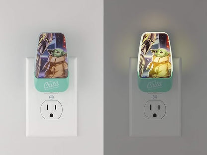 STAR WARS LED Night Light, Baby Yoda, Plug-in, Dusk to Dawn Sensor, The Mandalorian, Grogu, UL-Certified, Cute Nightlight for Kids, Bedroom, Bathroom, Hallway, Game Room, Gifts, 53364