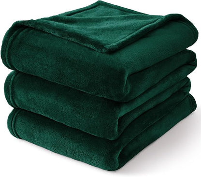 BEDELITE Fleece Blanket King Size Blankets for Bed, Luxury Plush Cozy Fuzzy Blanket 108x90 inches, Super Soft Warm Lightweight Throw Blanket All Seasons Suitable, Forest Green
