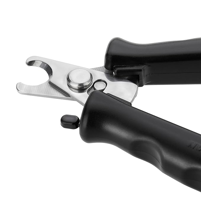 Tweezerman Small Nail Clippers for Dogs & Cats, Manual Professional Dog & Cat Nail Trimmer with Ergonomic Handle-Mewly Pet