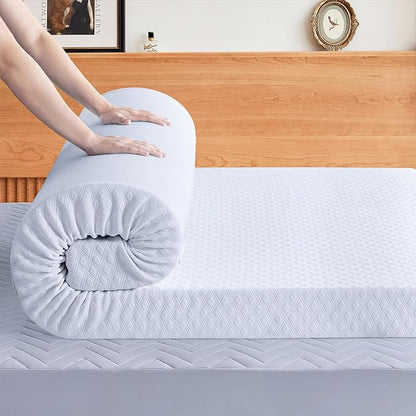RISAR Memory Foam Mattress Topper California King Size Mattress pad 3’’ Inch High Density Mattress Cooling Gel Thick Topper for Back Pain Relief Best Soft Bed with Cover(72 x 84 inch)