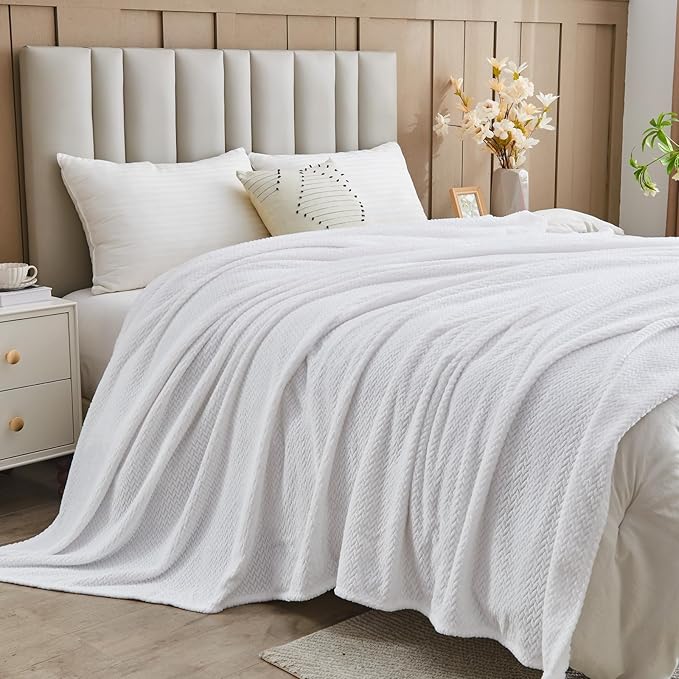 NEWCOSPLAY Super Soft Throw Blanket White Premium Silky Flannel Fleece Leaves Pattern Lightweight Bed Blanket All Season Use (White, Throw(50"x60"))