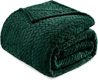 Exclusivo Mezcla Fleece Queen Size Blanket for Bed, 90x90 Inches Soft Cozy Jacquard Flannel Blankets, Lightweight Fuzzy Plush Warm for Winter, Forest Green