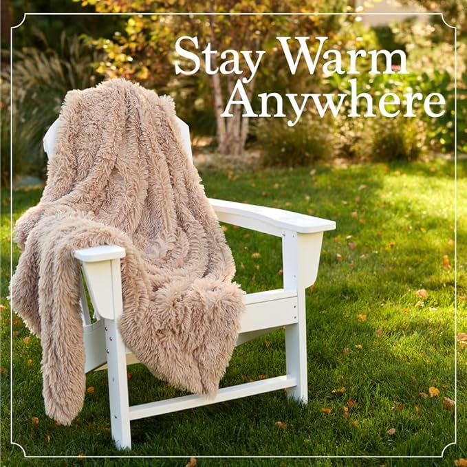 The Connecticut Home Co Throw Blanket Soft Fluffy Room Decor, Cozy Warm Throws for Bed, Couch, Gifts for Women, Bedroom Cute Aesthetic Blankets Shag and Sherpa, 65x50, Gray