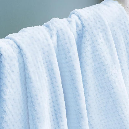 Exclusivo Mezcla Fleece Throw Blanket, Super Soft and Warm Blankets for Couch, Sofa and Bed Waffle Textured, Cozy, Fuzzy and Lightweight (Light Blue, 40x50 Inches)