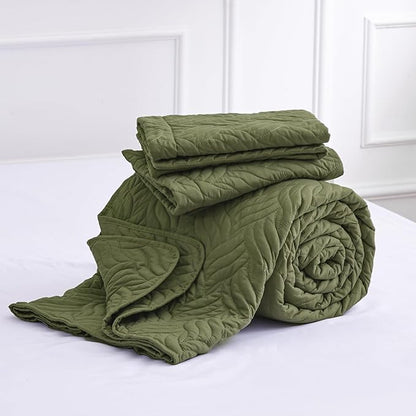 Love's cabin King Size Quilt Bedding Set Olive Green Bedspreads - Bed Summer Lightweight Bedspread Comforter - Wave Pattern Bedding Coverlet for All Season - 3 Pieces (1 Quilt, 2 Pillow Shams)