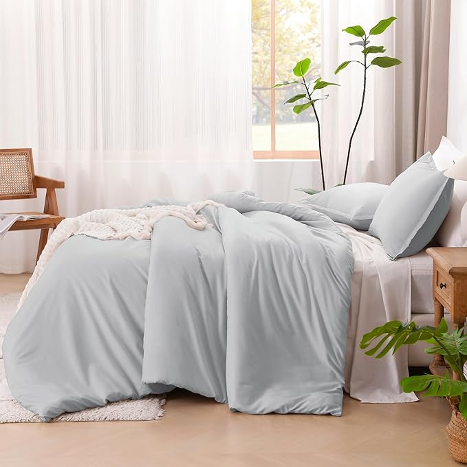 Litanika Light Grey Comforter Full Size, 3 Pieces Lightweight Solid Bedding Comforter Set, All Season Fluffy Bed Set (79x90In Comforter & 2 Pillowcases)