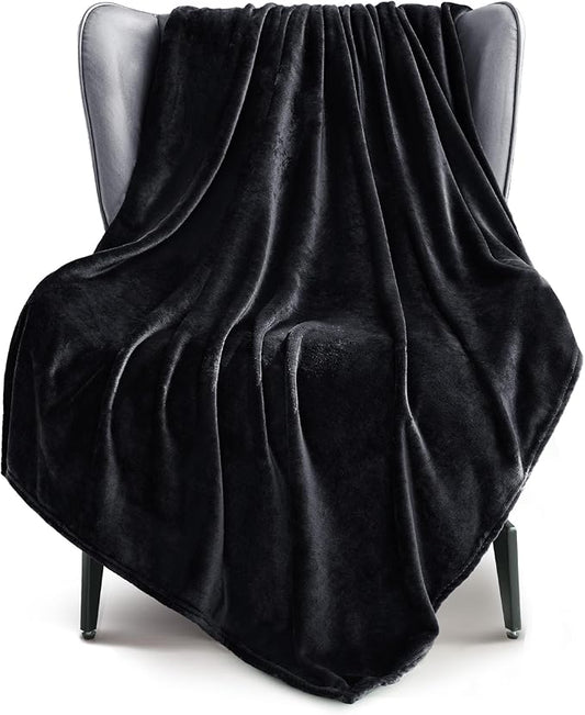 Exclusivo Mezcla Extra Large Fleece Throw Blanket for Couch, Sofa, 300GSM Super Soft and Warm Blankets, Black Throw All Season Use, Cozy, Plush, Lightweight, 50x70 Inches