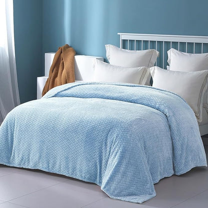 Exclusivo Mezcla Light Blue Fleece King Size Blanket for Bed, 90x104 Inches Soft Cozy 3D Decorative Jacquard Flannel Blankets, Lightweight Fuzzy Plush Warm Blankets for All Seasons
