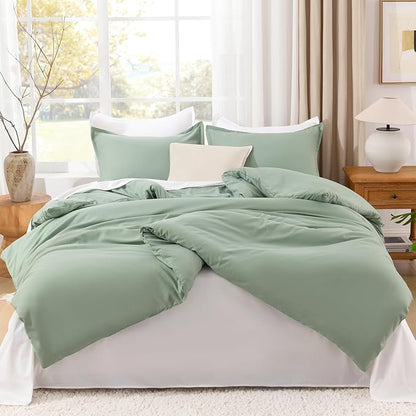 Litanika Oversized King Comforter Set 120x120, 3 Pieces Sage Green Super King Lightweight Solid Bedding Set, All Season Fluffy Bed Set Quilt Blanket